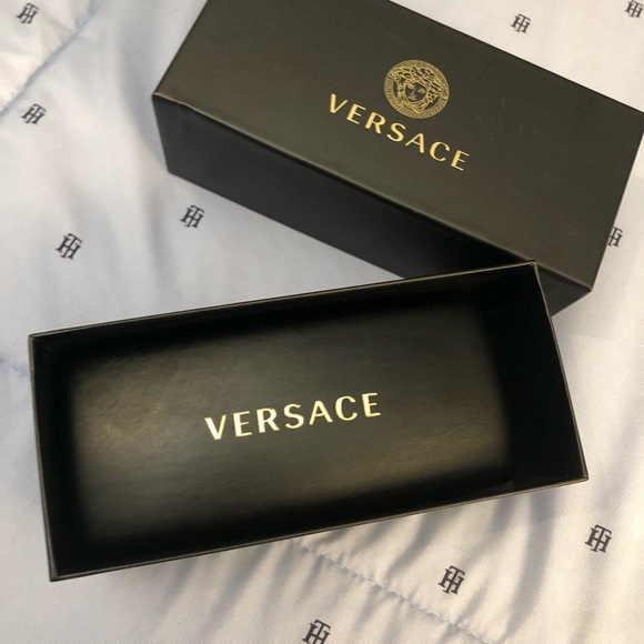 Versace tortoise shell sunglasses - Picture 7 of 7